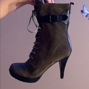 Green boots real leather Spanish